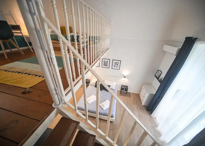 Almarea לינה וארוחת בוקר טרני